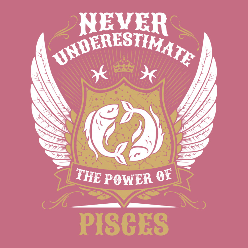 Never Underestimate The Power Of Pisces Lightweight Hoodie | Artistshot