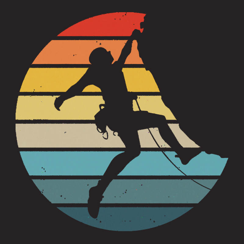 Bouldering T  Shirt Bouldering Silhouette On A Distressed Retro Sunset Vintage Cap | Artistshot