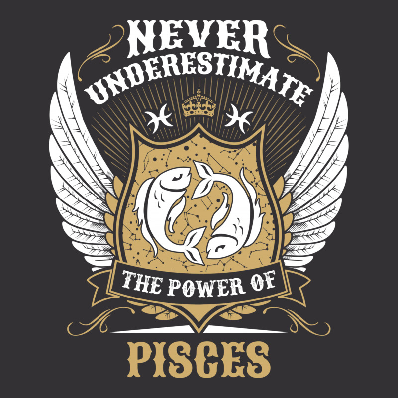 Never Underestimate The Power Of Pisces Vintage Hoodie And Short Set | Artistshot