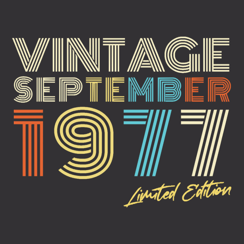 September 1977 Vintage Gift Vintage Short by PODCUSTOM | Artistshot