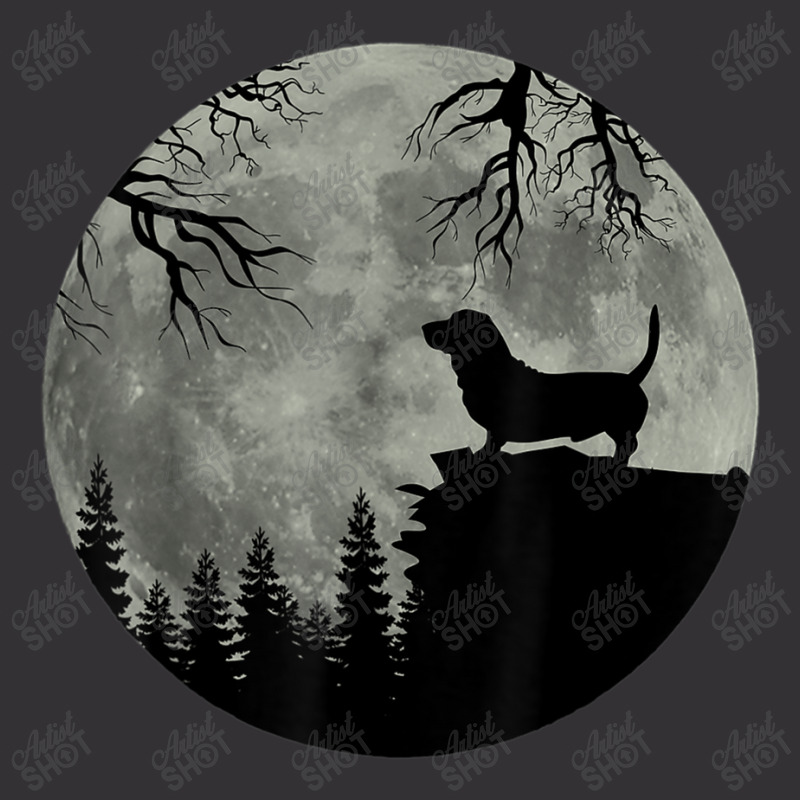 Baset Hound And Moon Halloween Spooky Dog Vintage Hoodie | Artistshot