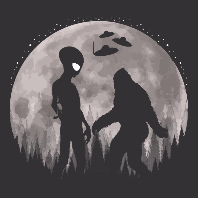 Bigfoot T Shirtbigfoot And Alien Ufos Moon T Shirt Vintage Hoodie | Artistshot