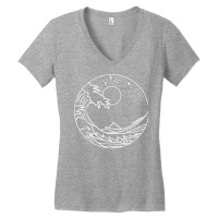 The Great Wave Off Kanagawa Minimal Line Art Nature Gift T Shirt Women's V-neck T-shirt | Artistshot