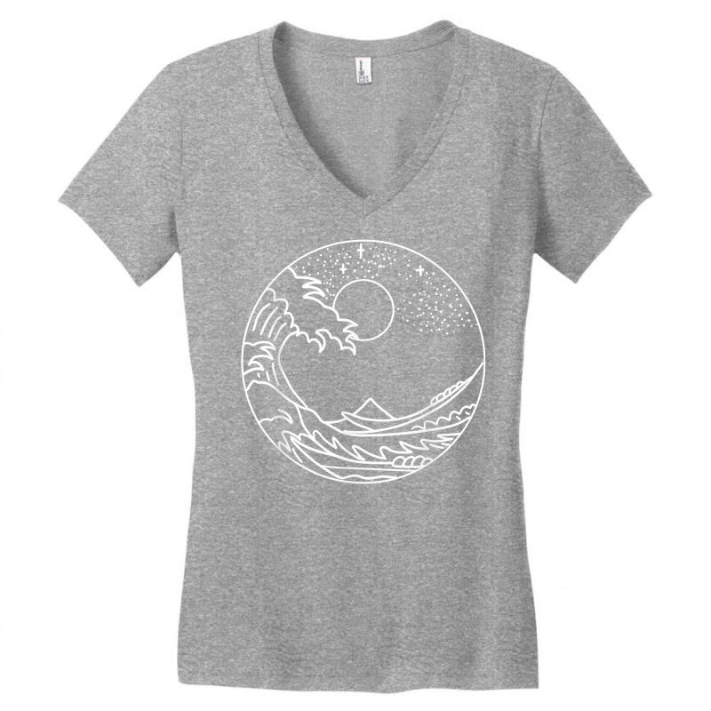 The Great Wave Off Kanagawa Minimal Line Art Nature Gift T Shirt Women's V-Neck T-Shirt by derosaatlamos | Artistshot