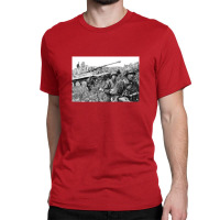 Battle Of Kursk 2nd Ss Panzer Division Soldiers Tiger I Tank 1943 Classic T-shirt | Artistshot