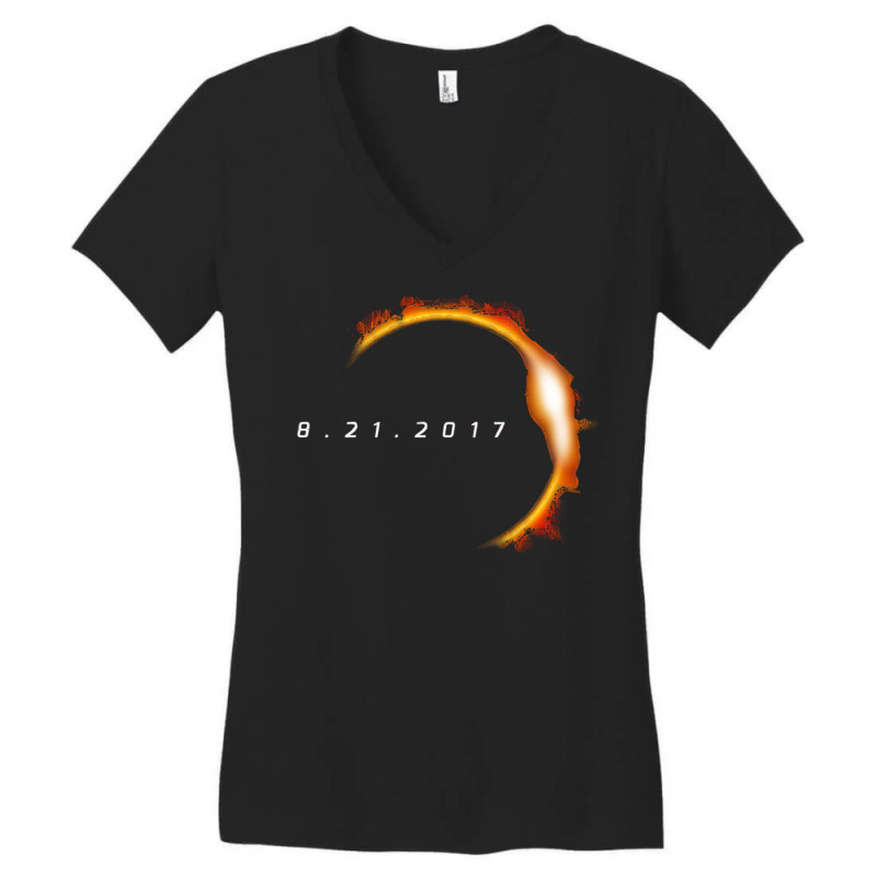 Total Solar Eclipse August 21 2017 Women's V-Neck T-Shirt by cm-arts | Artistshot