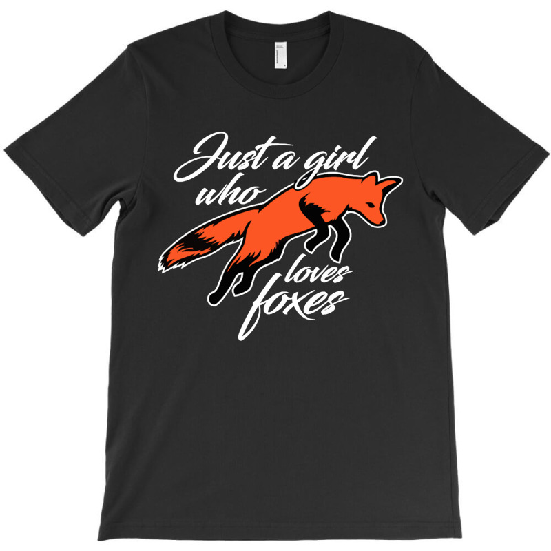 Girl Loves Foxes T-Shirt by haydar | Artistshot