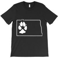 Coyote Night Hunting North Dakota Predator Tracking T-shirt | Artistshot