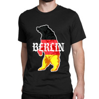 Berlin Bear Painted In The German Flag Vintage Typography Classic T-shirt | Artistshot