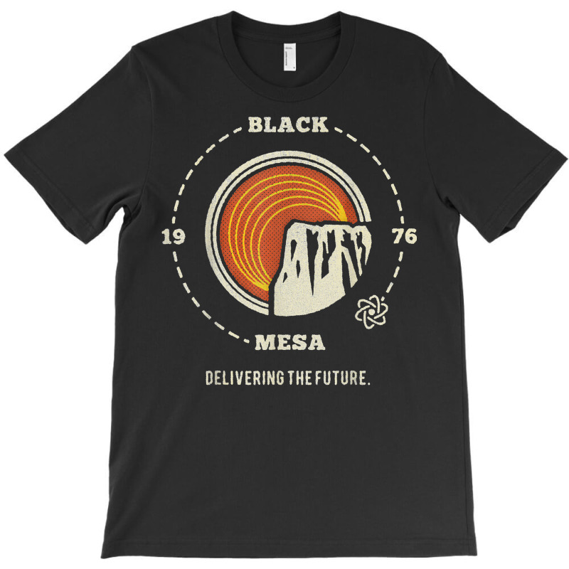 Black Funny Me.sa 1970 T-shirt | Artistshot