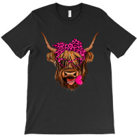 Valentines Highland Cow With Hearts Bandana And Glasses T-shirt | Artistshot