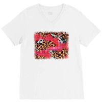 Valentine's Day Cowhide Leopard Background V-neck Tee | Artistshot