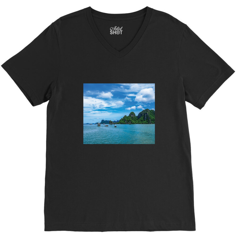 Ha Long Bay Vietnam Bluesky Trave V-neck Tee | Artistshot