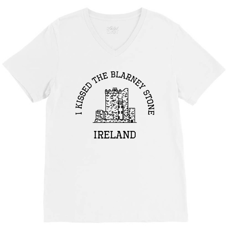 I Kissed The Blarney Stone V-neck Tee | Artistshot