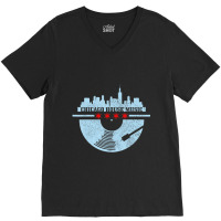 Chicago House Music Vintage Vinyl Dj Raver Flag Skyline V-neck Tee | Artistshot