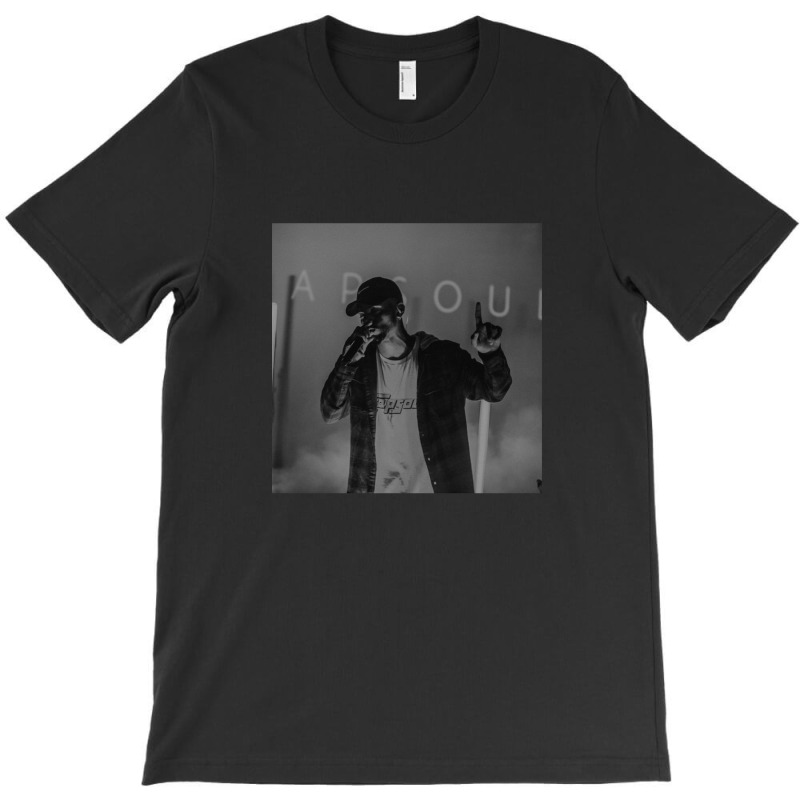 Black And Tiller White Stage T-shirt | Artistshot