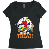 Peanuts Halloween Trick Or Treat Moonlight Women's Triblend Scoop T-shirt | Artistshot