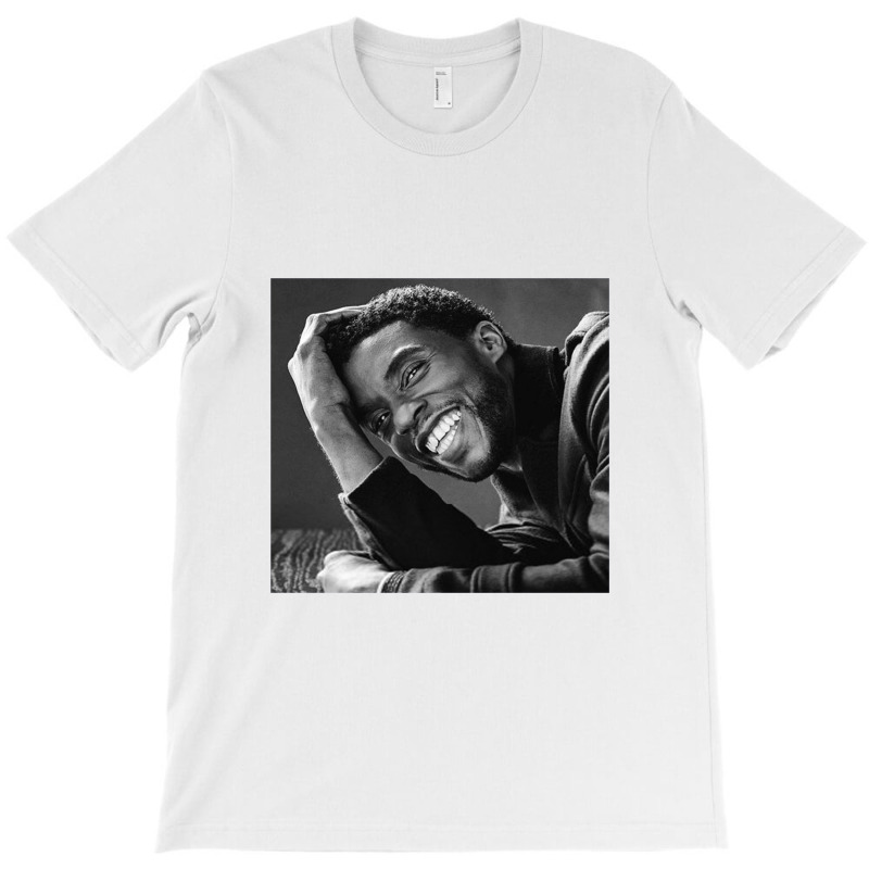 The Smile Chadwick Black Boseman Chadwick Boseman T-Shirt by gemuruhe | Artistshot