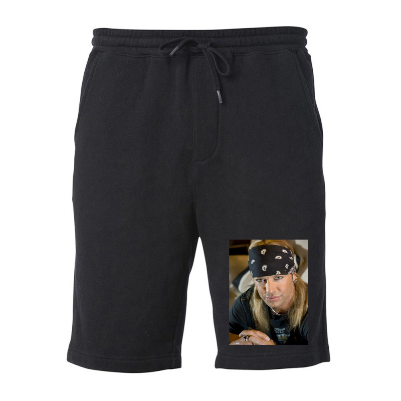 Bret Michaels - In Behind The Skin On Concert .png Fleece Short | Artistshot