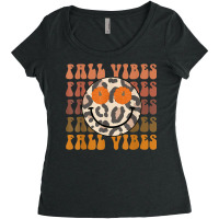 Fall Vibes Leopard Smile Face Retro Pumpkin Thanksgiving Women's Triblend Scoop T-shirt | Artistshot