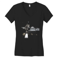 Cat Cat In Stormy Weather. Women's V-neck T-shirt | Artistshot