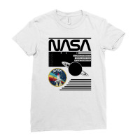 Planet Saturn Ladies Fitted T-shirt | Artistshot