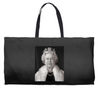 La Reine Elizabeth Ii  (2) Weekender Totes | Artistshot