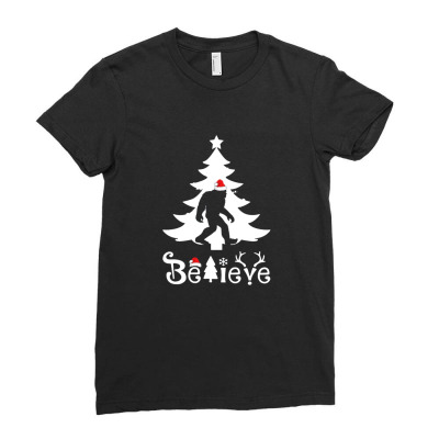 Bigfood Sasquatch Believe Christmas Ladies Fitted T-shirt Designed By Sr88