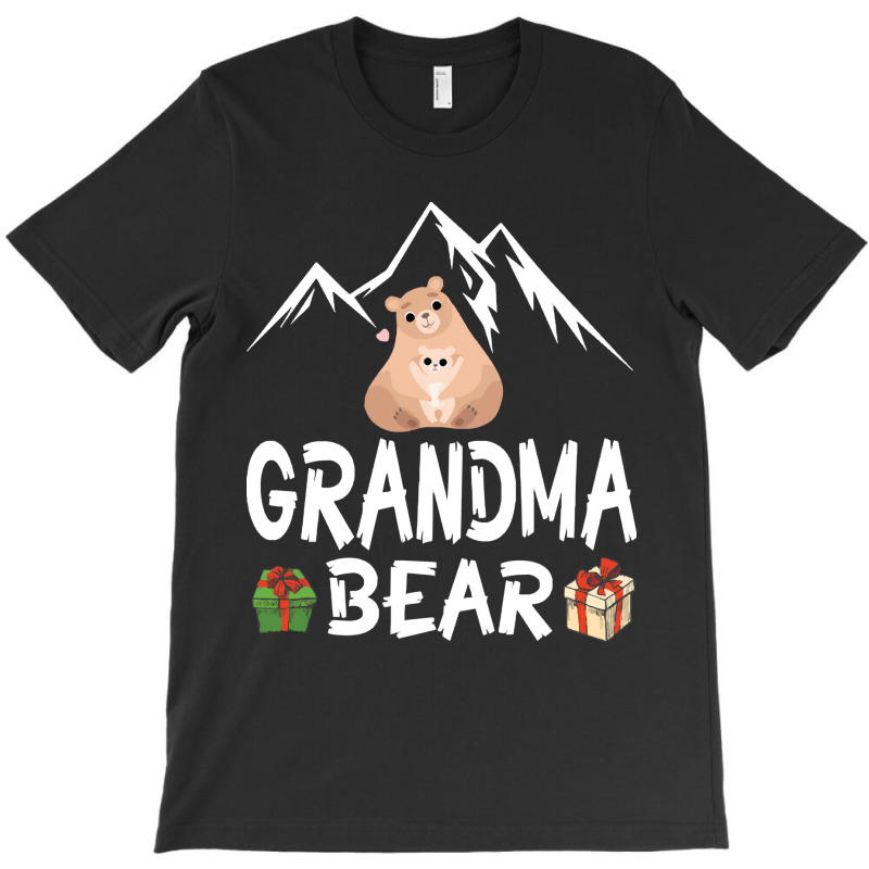 Merry Christmas Day To Me You Grandma Bears Hugging Together Merry Our T-Shirt by kerchingparticular | Artistshot