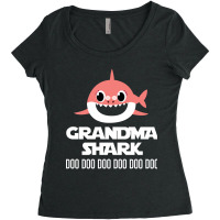 Grandma Shark Women's Triblend Scoop T-shirt | Artistshot