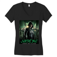 Heroes Arrow Final Cover Women's V-neck T-shirt | Artistshot