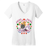 Mom And Child  T Shirts Fitted Women's V-neck T-shirt | Artistshot