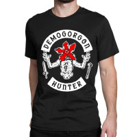 Logotipo Stranger Demogorgon Classic T-shirt | Artistshot