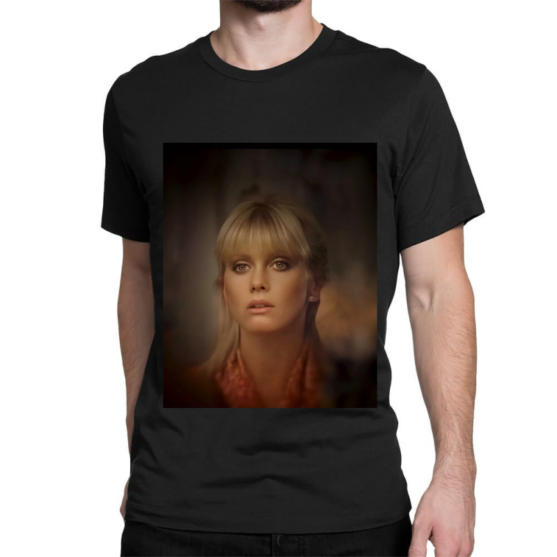 Olivia Newtonjohn  Totally Hot Portrait. Graphic Classic T-shirt | Artistshot