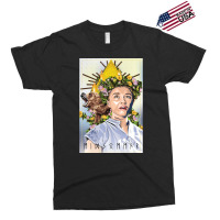 Midsommar Exclusive T-shirt | Artistshot