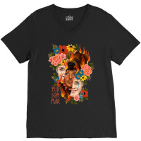 Midsommar Horror Flim By  Ari Aster V-neck Tee | Artistshot