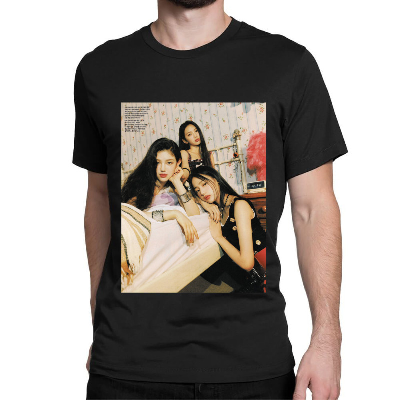 Newjeans Mag Cover Classic T-shirt | Artistshot