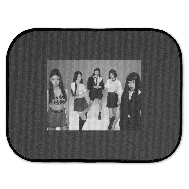 Newjeans 2022  Black And White Rear Car Mat | Artistshot