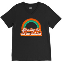 Sleeving The Old Me Behind, Groovy Bariatric Sleeve Surgery T Shirt V-neck Tee | Artistshot