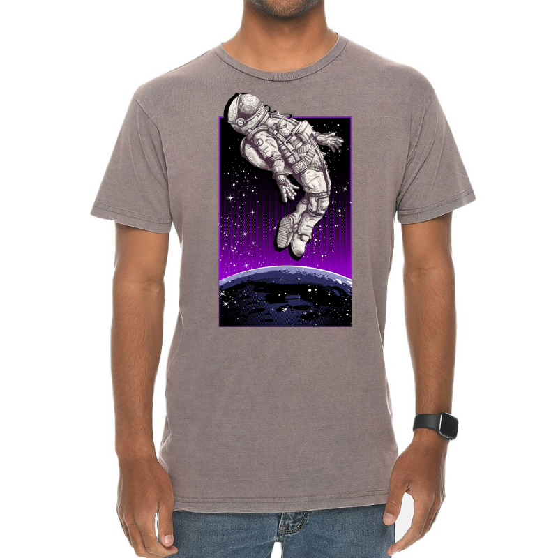 Aesthetic Spaceman Vintage T-shirt | Artistshot