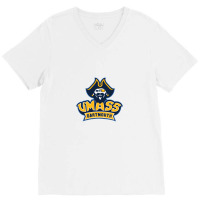 Uma`ss Dart`mo`uth's Cors`airs V-neck Tee | Artistshot