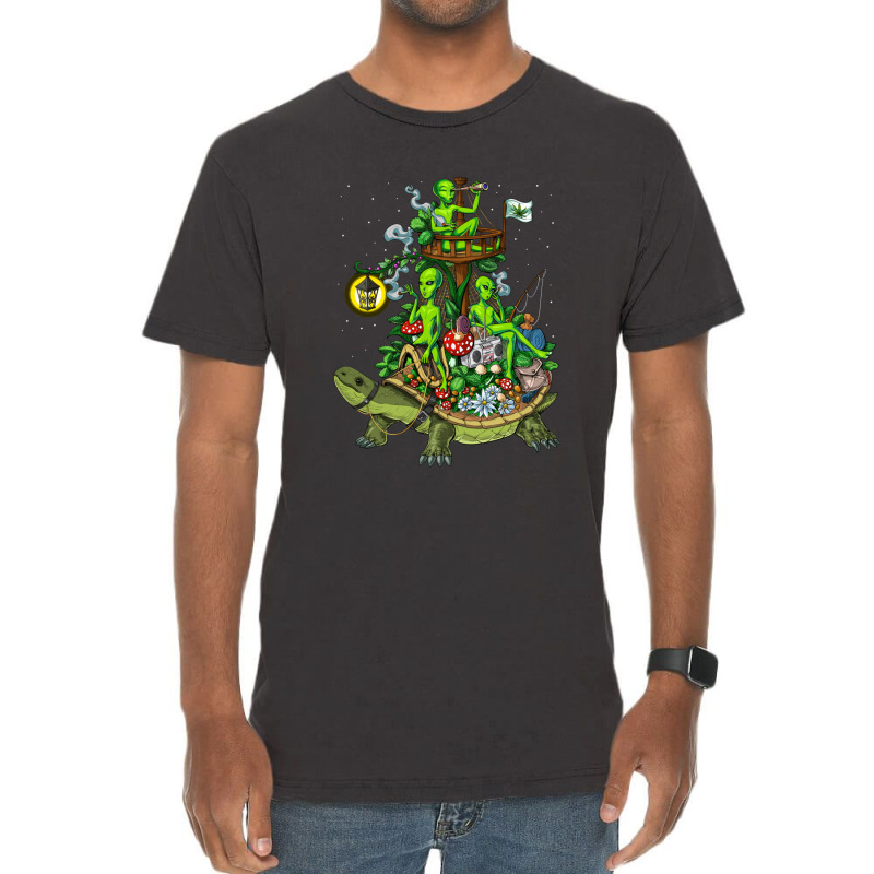 Psychedelic Aliens Trip Vintage T-shirt | Artistshot