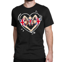 Flag Of Great Britain. Happy British Family. T Shirt Classic T-shirt | Artistshot