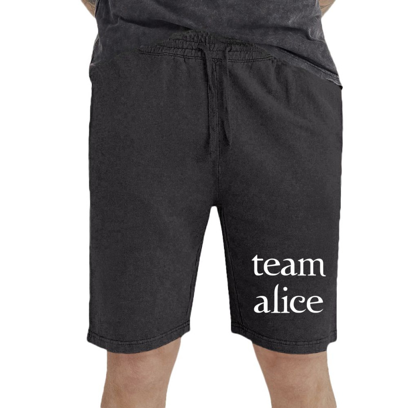 Team Alice Vintage Short by ANITRAMATHIS | Artistshot