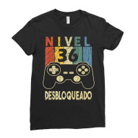 Nivel 36 Desbloqueado Gamer 36 Años T Shirt Ladies Fitted T-shirt | Artistshot