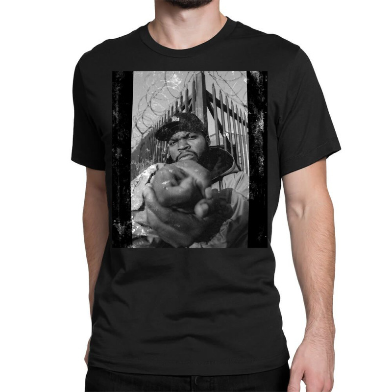 Ice Cube Best Pose Classic T-shirt by Jankonen637 | Artistshot