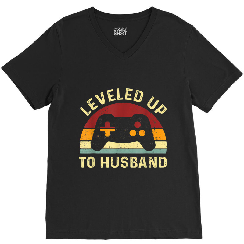 Leveled Up To Husband - Newlywed Groom - Just Married Couple V-neck Tee | Artistshot