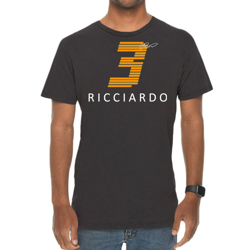 Daniel Ricciardo Graphic   Dark Vintage T-Shirt by senkovdenairp | Artistshot