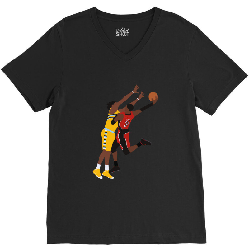 Terrence Ross Dunk On Kenneth Faried Gift V-neck Tee | Artistshot