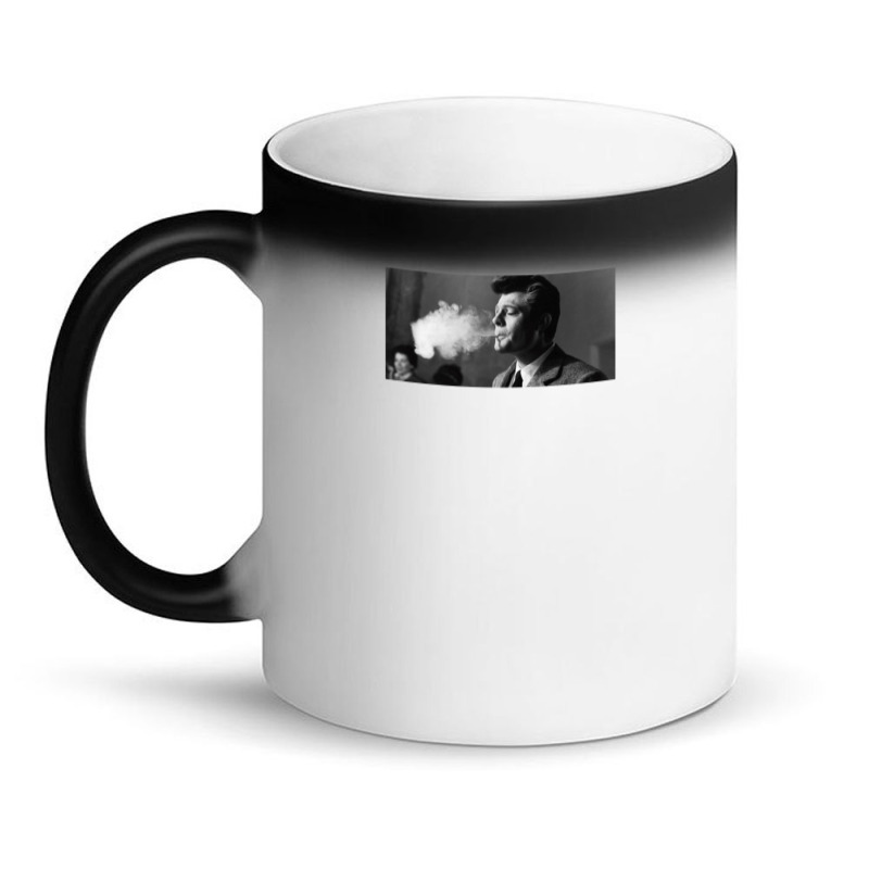 La Dolce Vita Marcello Mastroianni Magic Mug | Artistshot